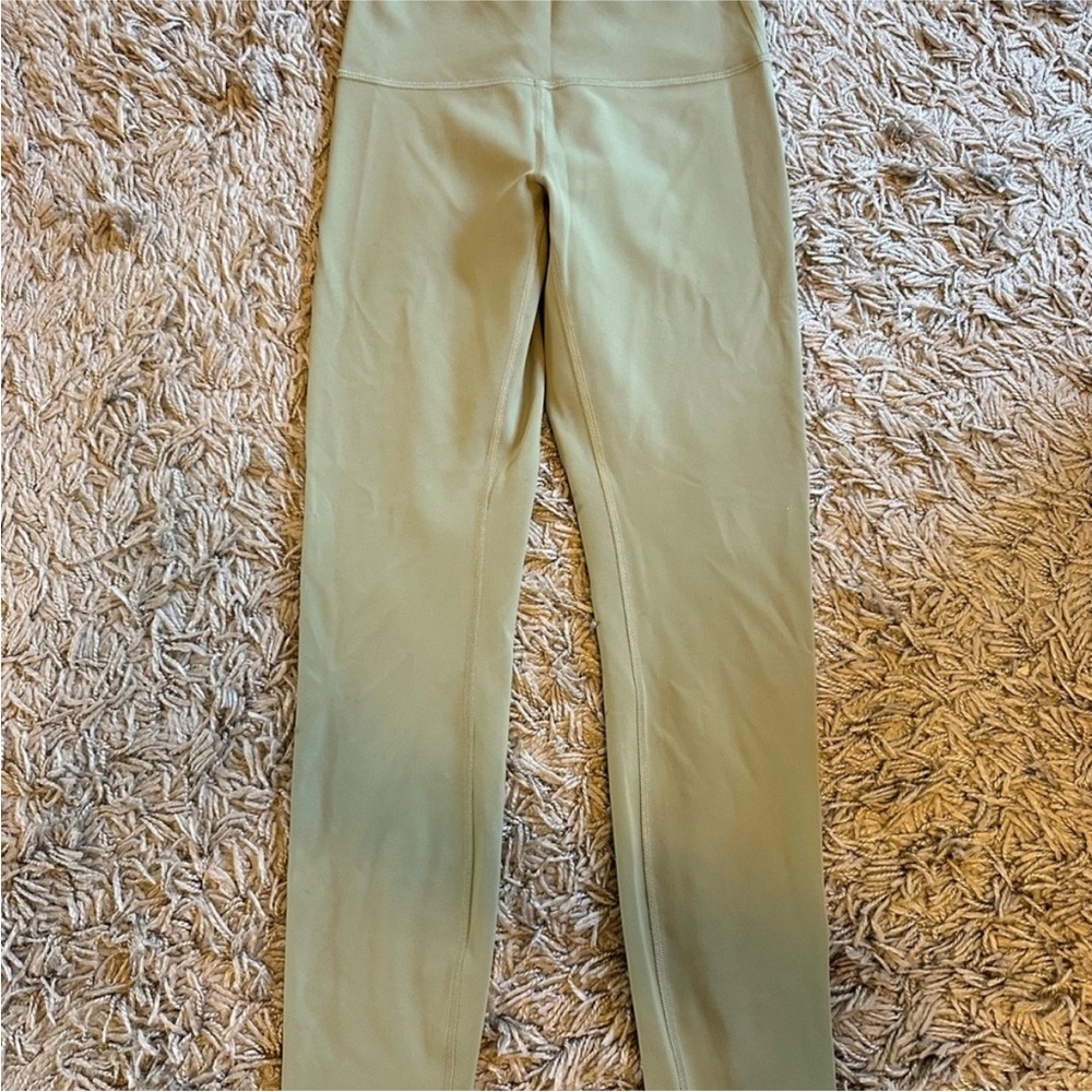 Lululemon Wunder Train High Rise Leggings